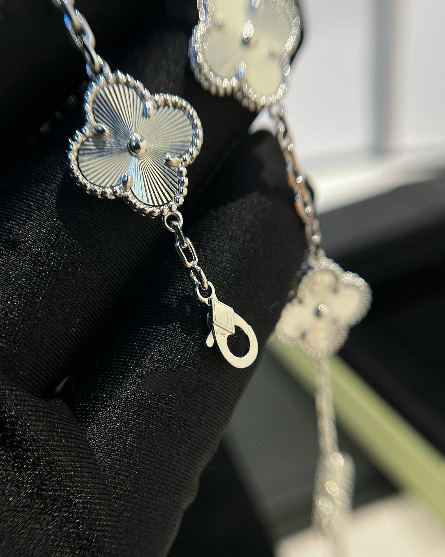 [Elitejewels]クローバー シルバー 5モチーフ ブレスレット